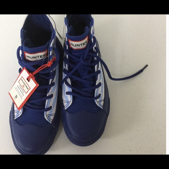 Hunter Canvas Water Repellant Sneakers - Picture 4 of 5